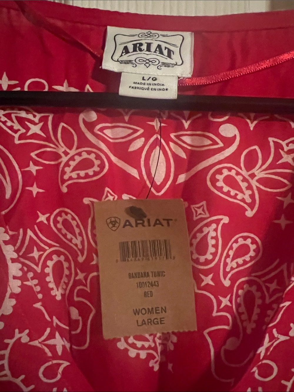 Ariya Red Bandana-Print Tunic Top - Picture 4 of 6